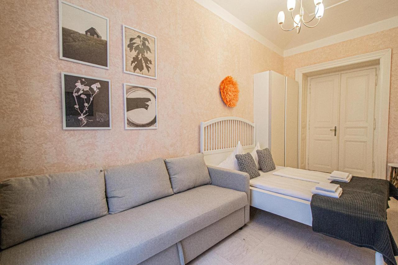 Rose Ruterra Suite — Photos 1